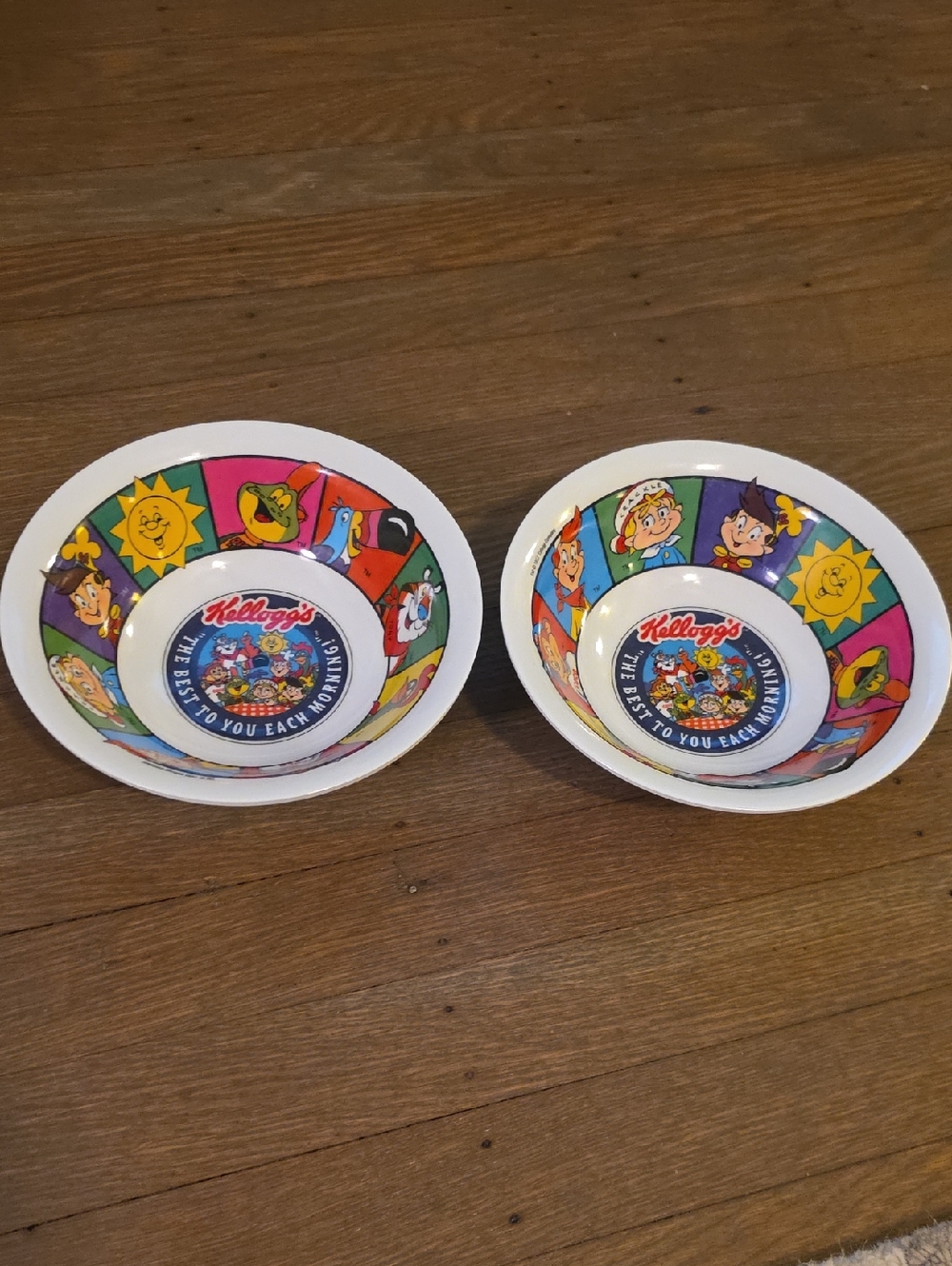 Kellogg's Vintage 1996 Cartoon Cereal Bowls - Colorful Set of 2